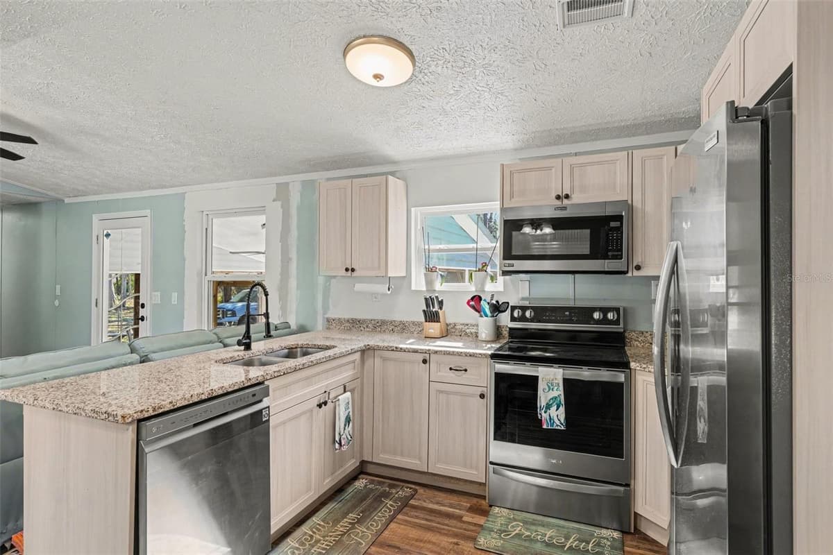 24421 TRESPASS TRAIL — photo 4 of 18