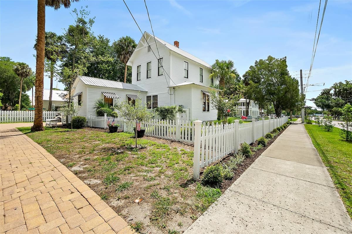 220 4TH STREET — photo 46 of 98