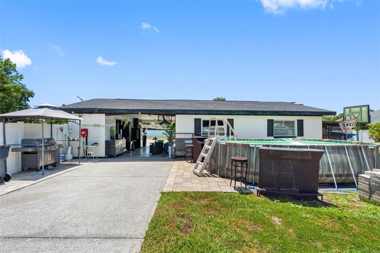 5515 LAKE LE CLARE ROAD — photo 43 of 60