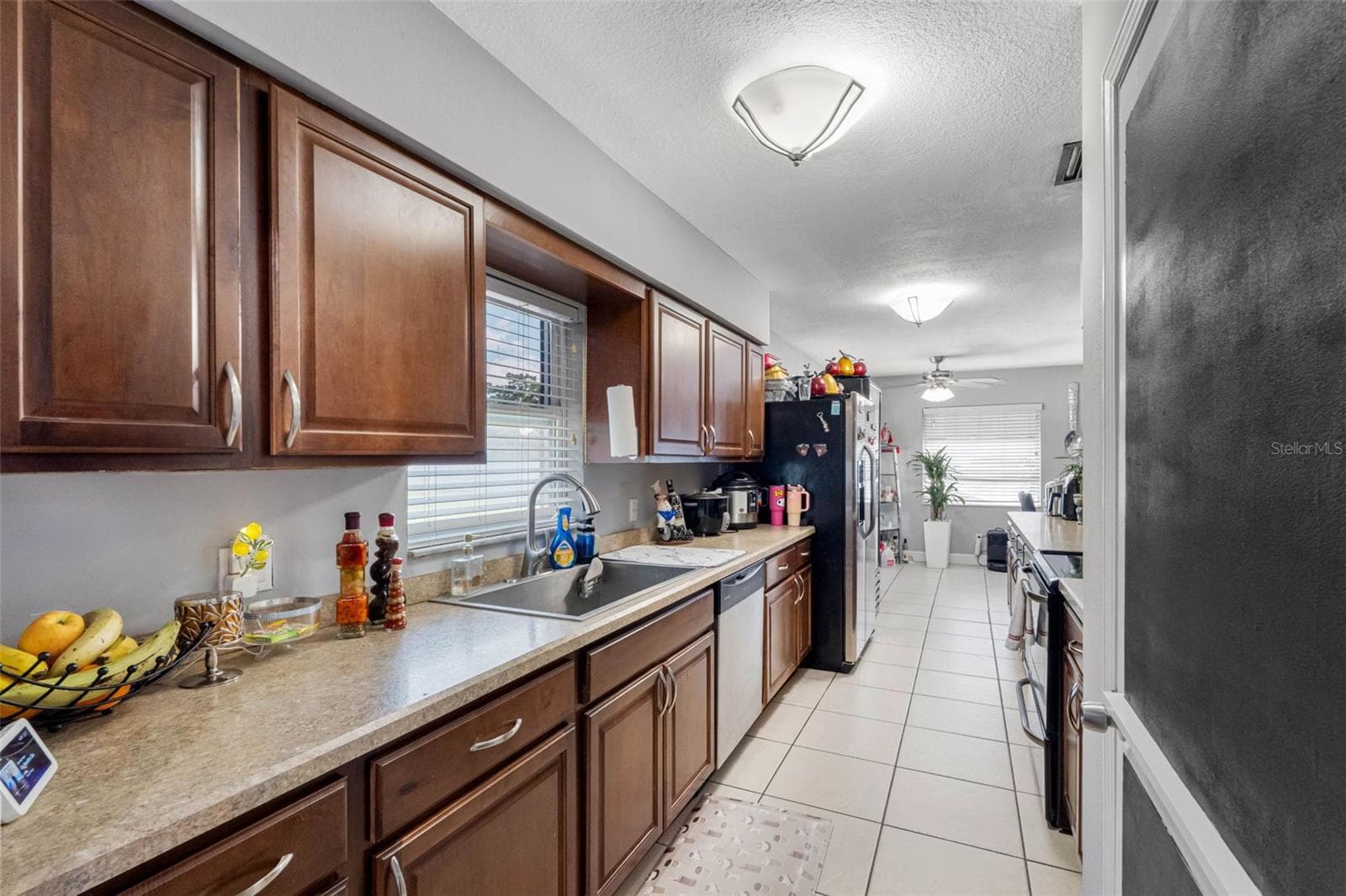 5515 LAKE LE CLARE ROAD — photo 23 of 60