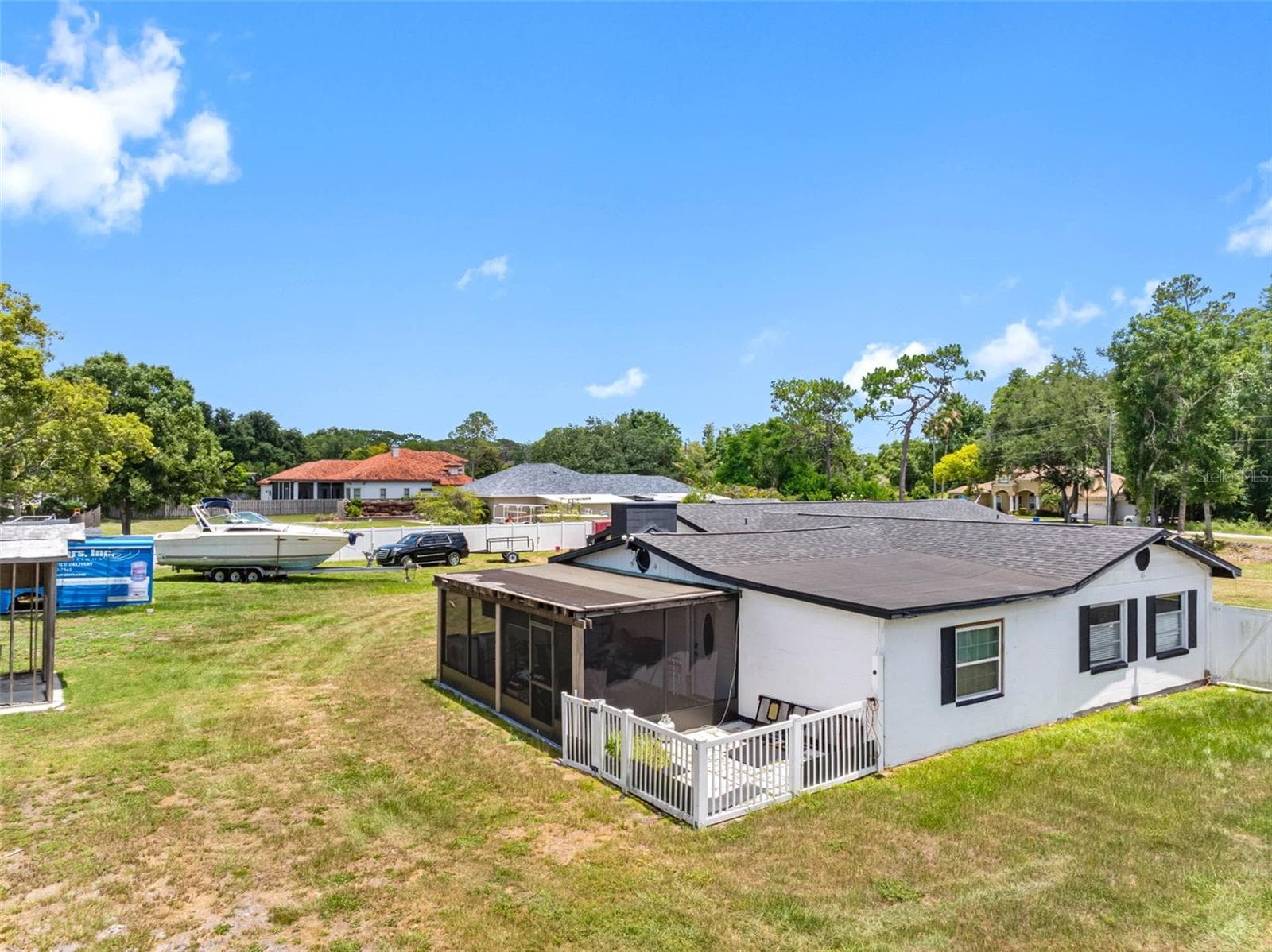 5515 LAKE LE CLARE ROAD — photo 51 of 60