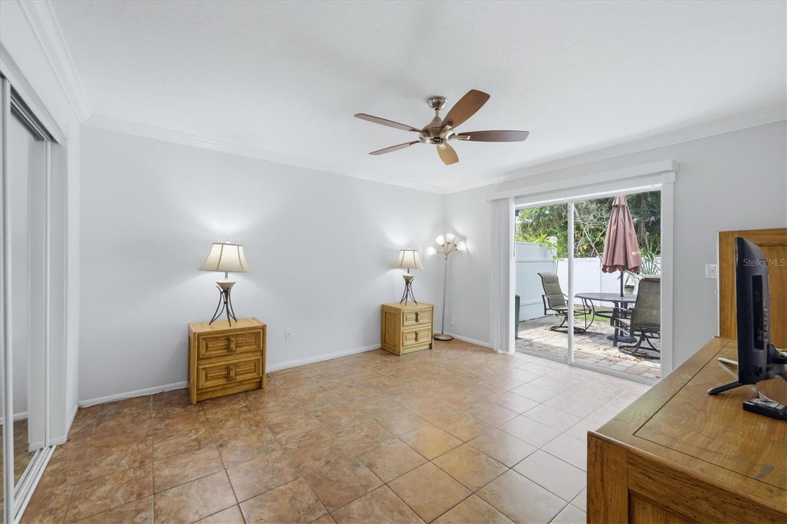 4805 RILMA AVENUE — photo 15 of 28