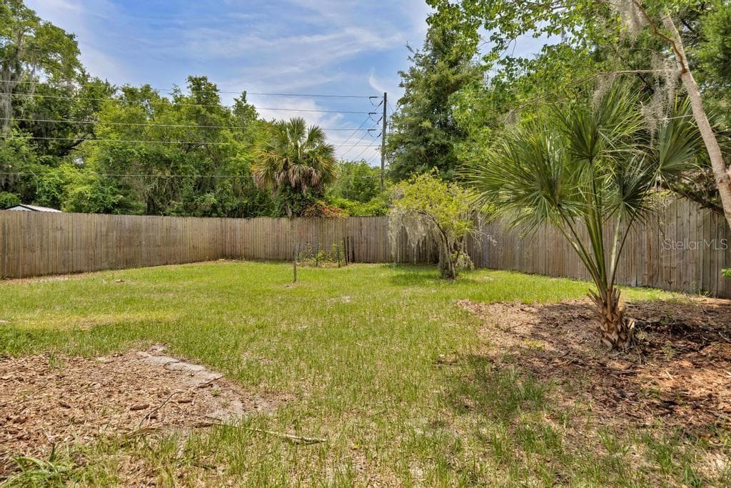 6109 1ST MANOR — photo 30 of 31