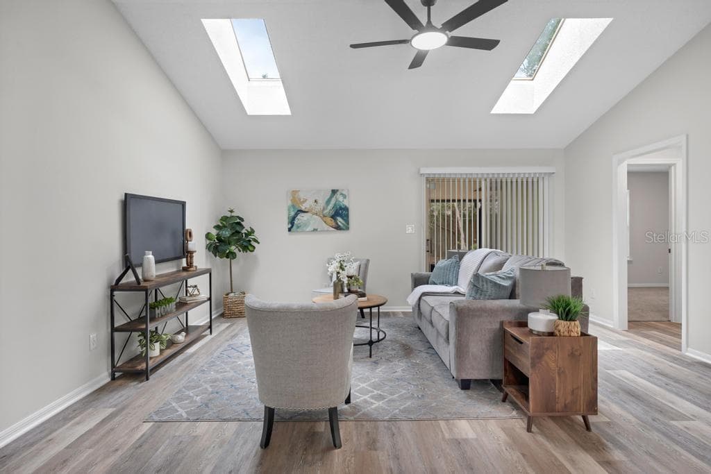 6109 1ST MANOR — photo 3 of 31