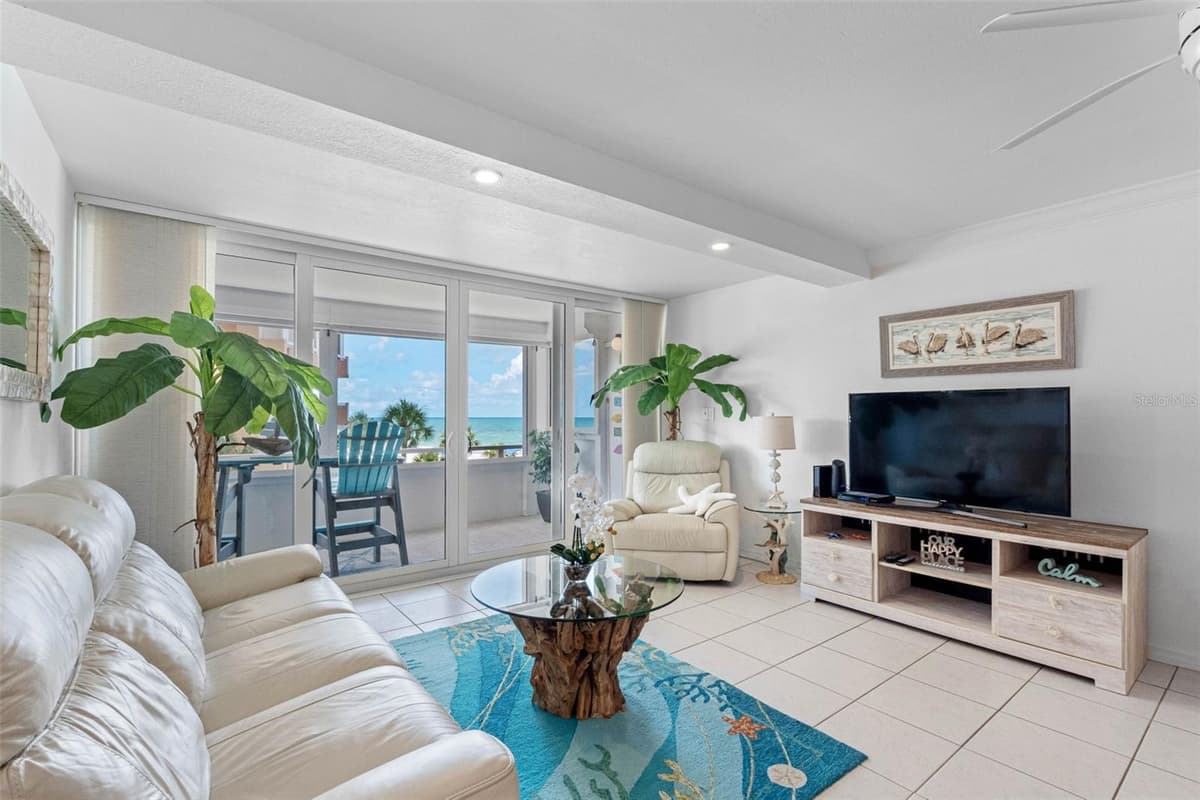 17920 GULF BOULEVARD — photo 2 of 44