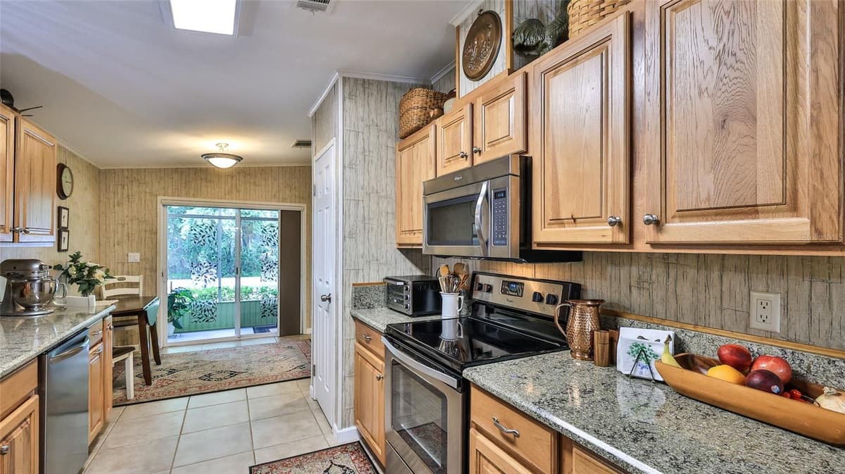 380 MARSH LANDING LOOP — photo 13 of 57