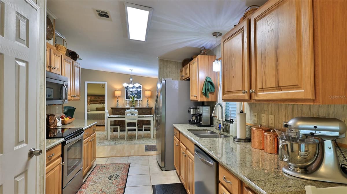 380 MARSH LANDING LOOP — photo 15 of 57