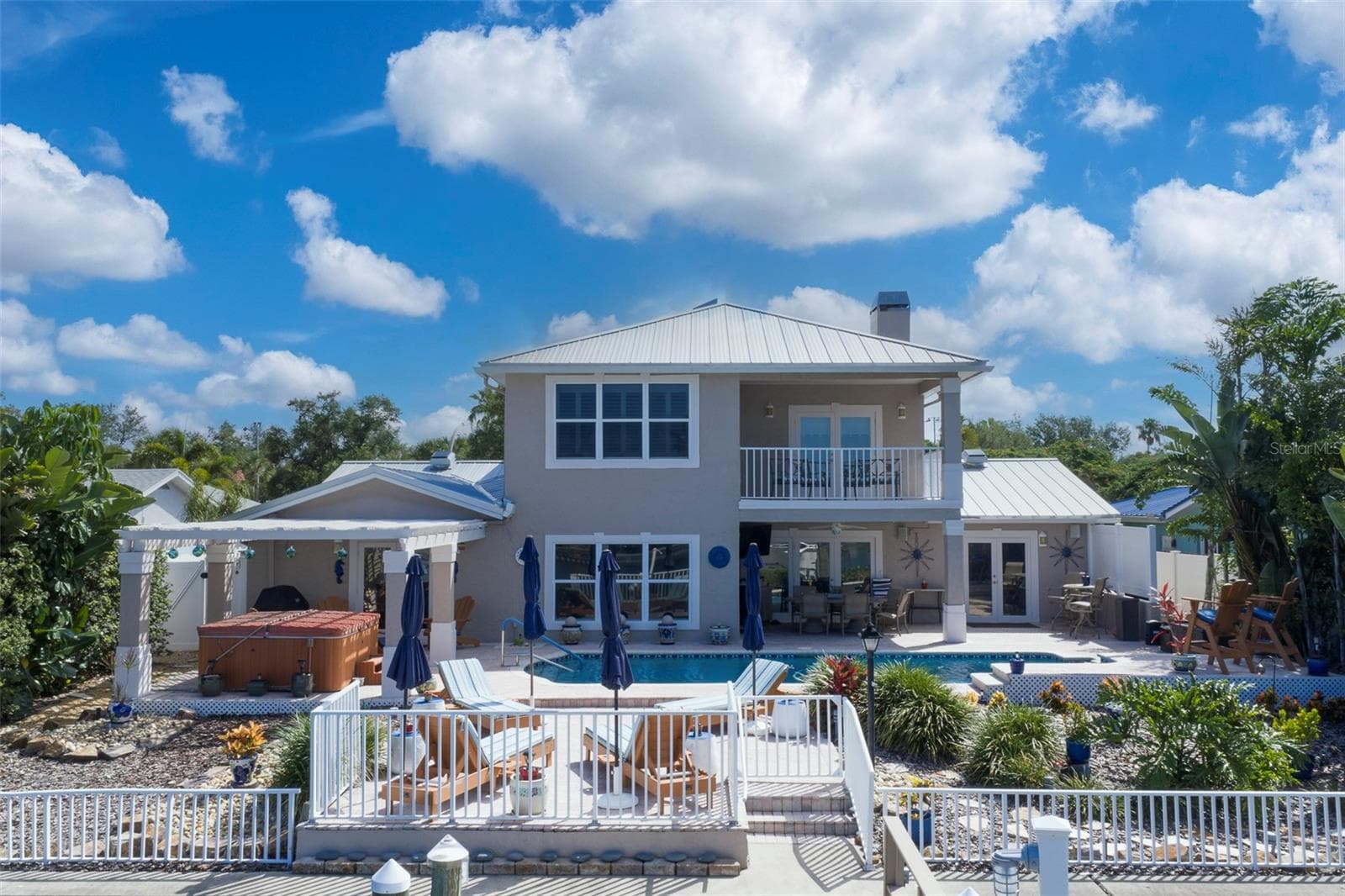 311 ISLE DRIVE — photo 17 of 29