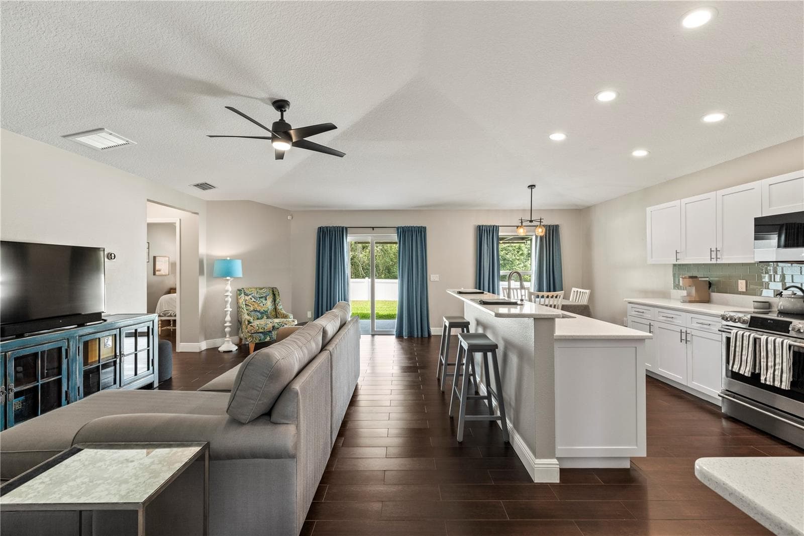 31328 WRENCREST DRIVE — photo 12 of 58