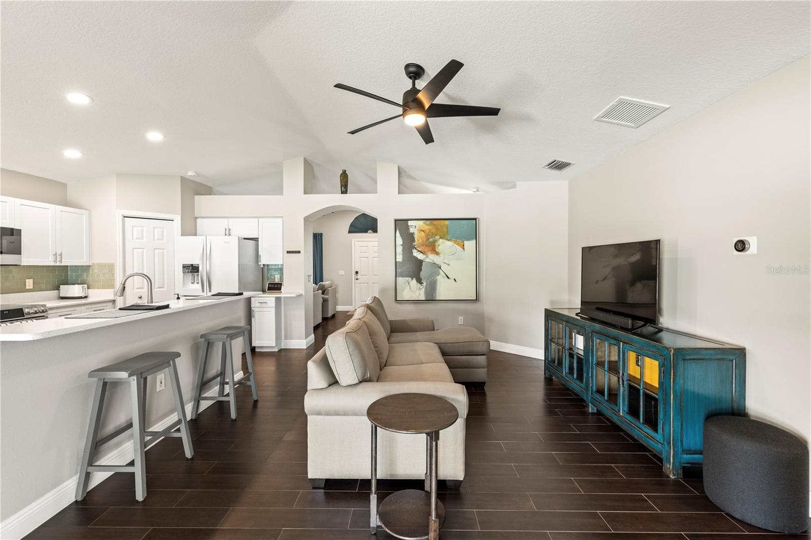 31328 WRENCREST DRIVE — photo 15 of 58