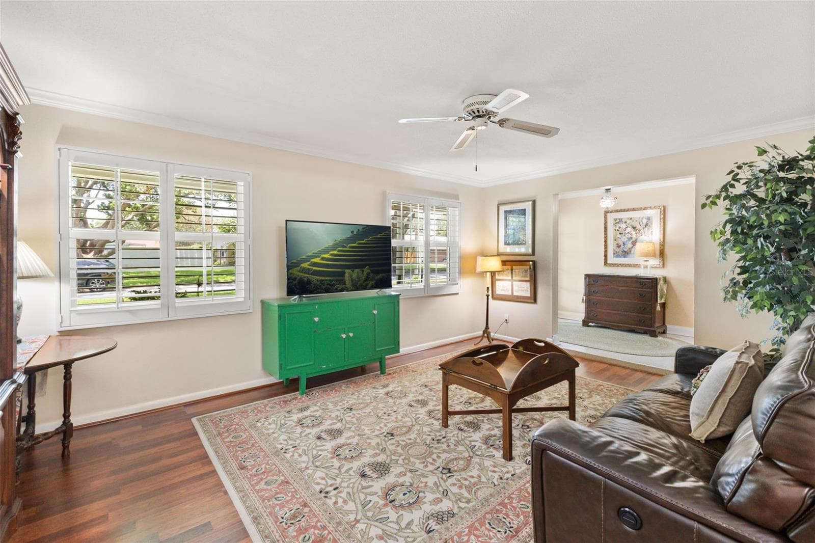 332 FLEET ROAD — photo 6 of 35