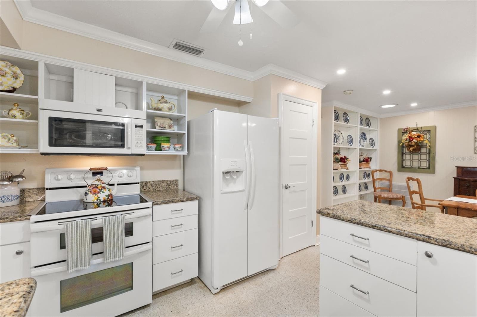 332 FLEET ROAD — photo 13 of 35