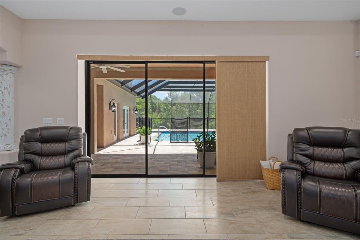 222 SUNCOAST BOULEVARD — photo 20 of 80