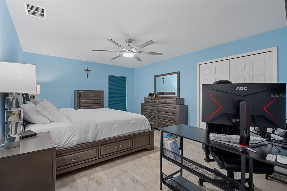 222 SUNCOAST BOULEVARD — photo 46 of 80