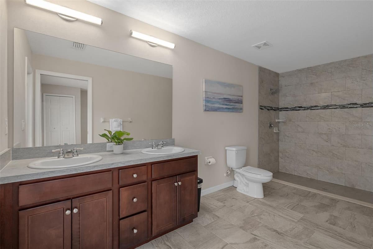 222 SUNCOAST BOULEVARD — photo 63 of 80