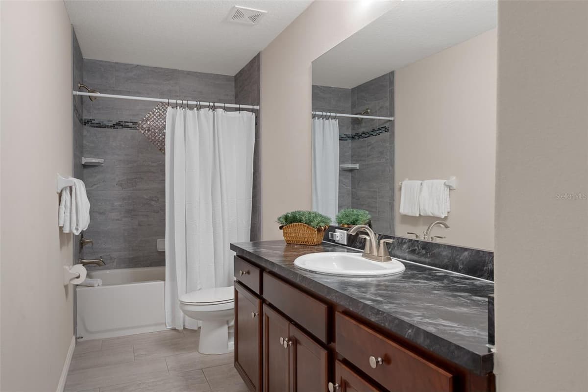 222 SUNCOAST BOULEVARD — photo 48 of 80