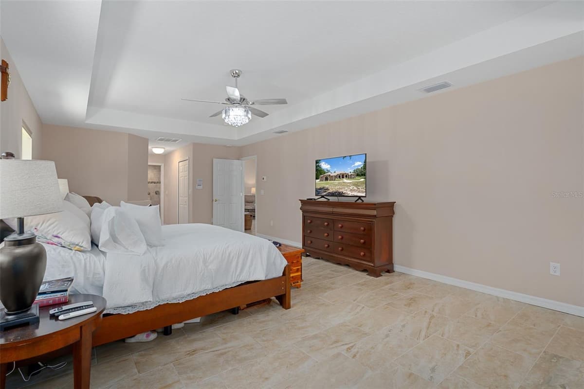 222 SUNCOAST BOULEVARD — photo 33 of 80