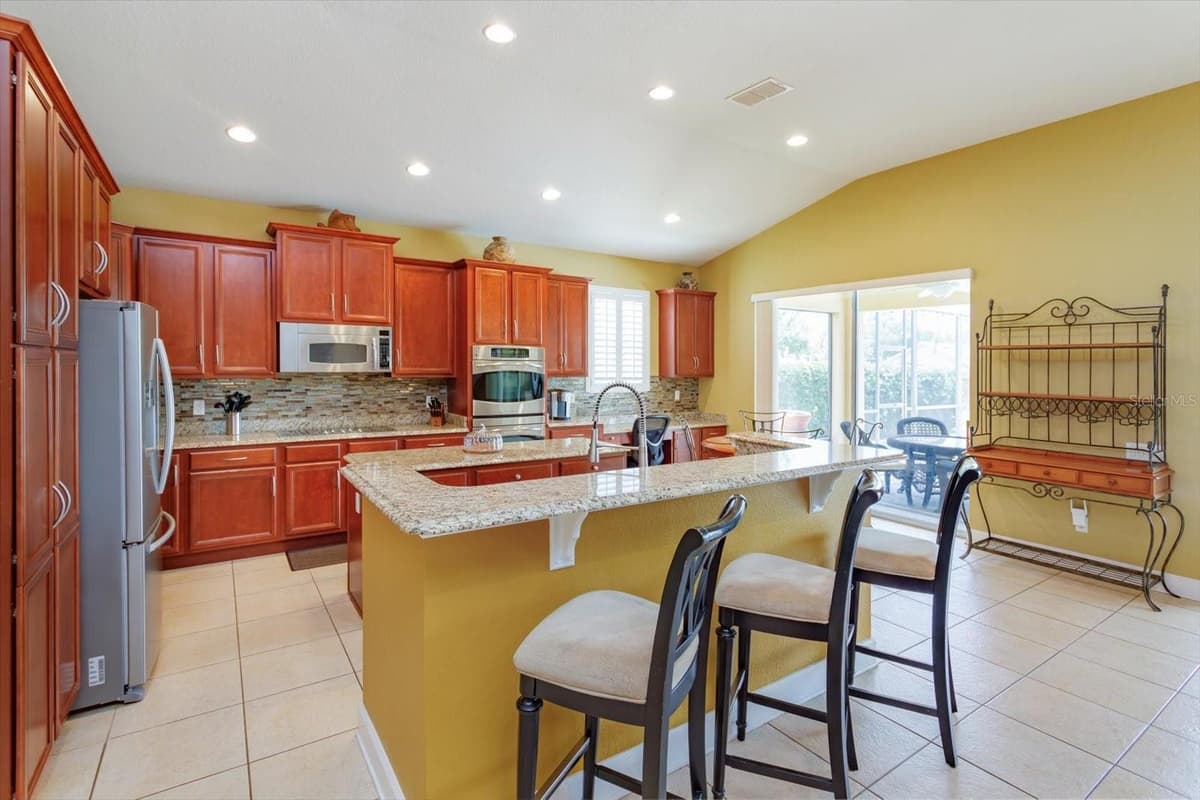 2759 MARIA ISABEL AVENUE — photo 6 of 44