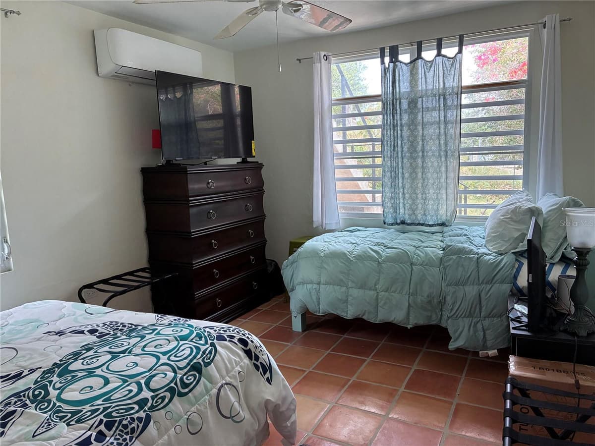 398 CASA CORAZON — photo 23 of 30