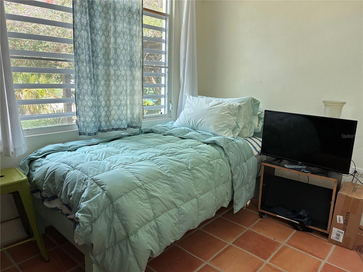 398 CASA CORAZON — photo 21 of 30