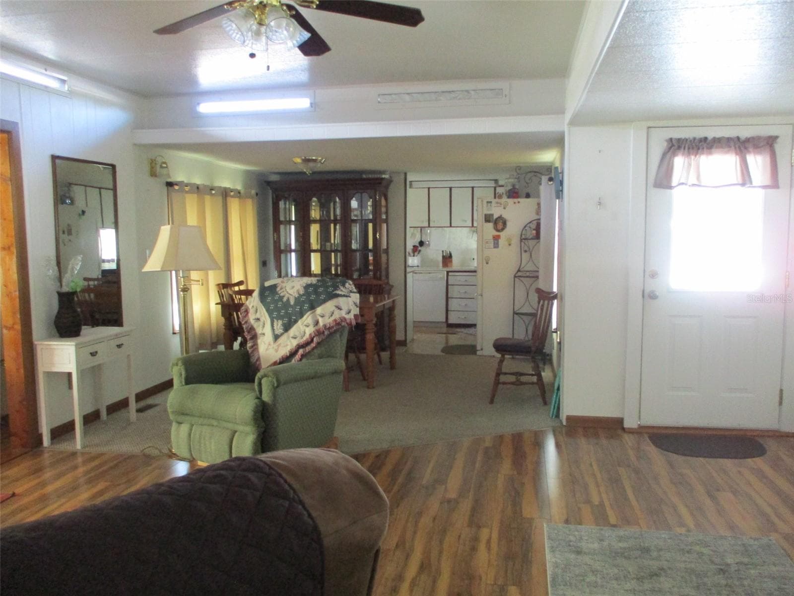 38513 WILLOUGHBY DRIVE — photo 12 of 27
