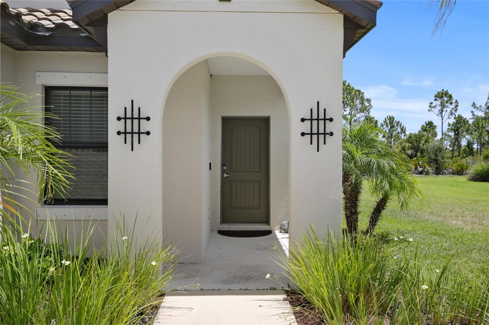 260 BRIENZA LOOP — photo 4 of 50