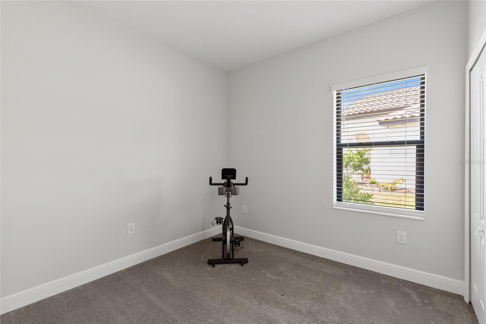 260 BRIENZA LOOP — photo 26 of 50