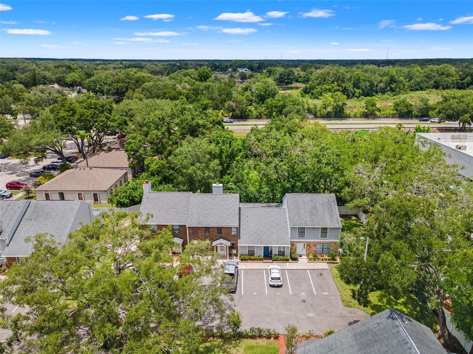 14809 WINDING CREEK COURT — photo 33 of 39