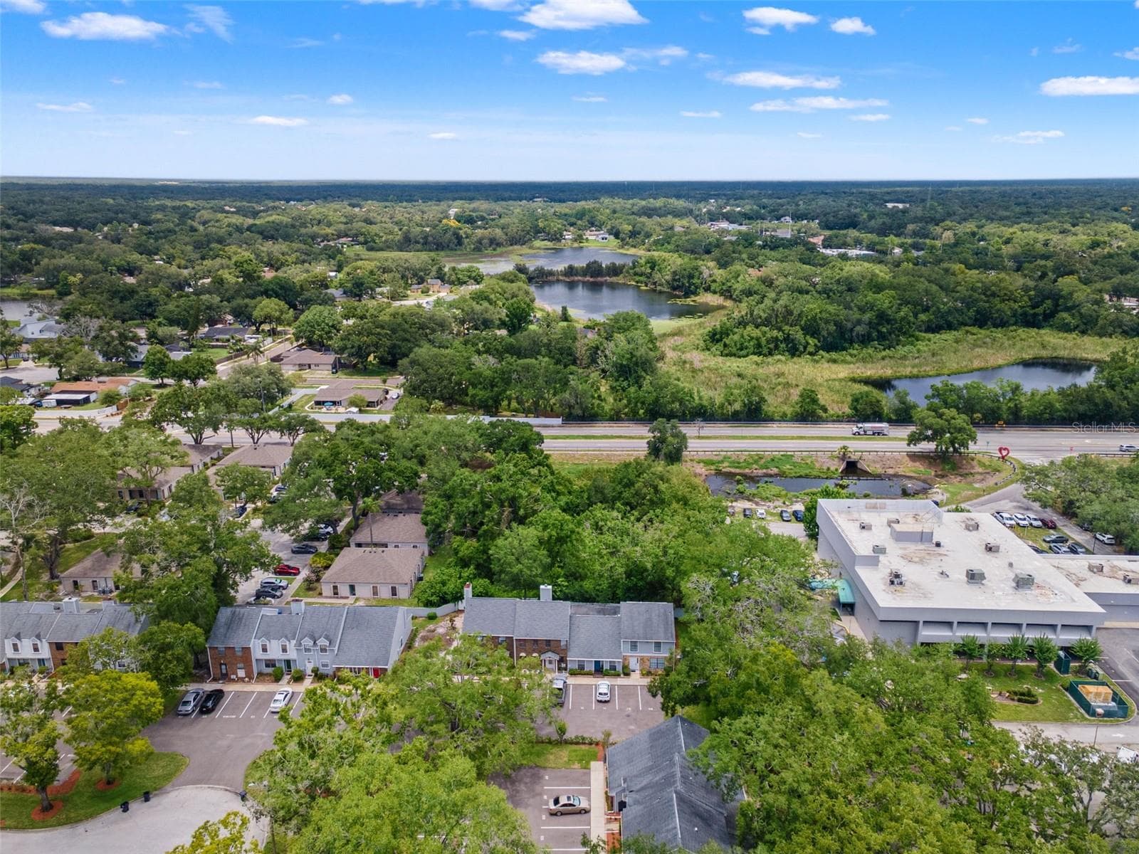 14809 WINDING CREEK COURT — photo 36 of 39