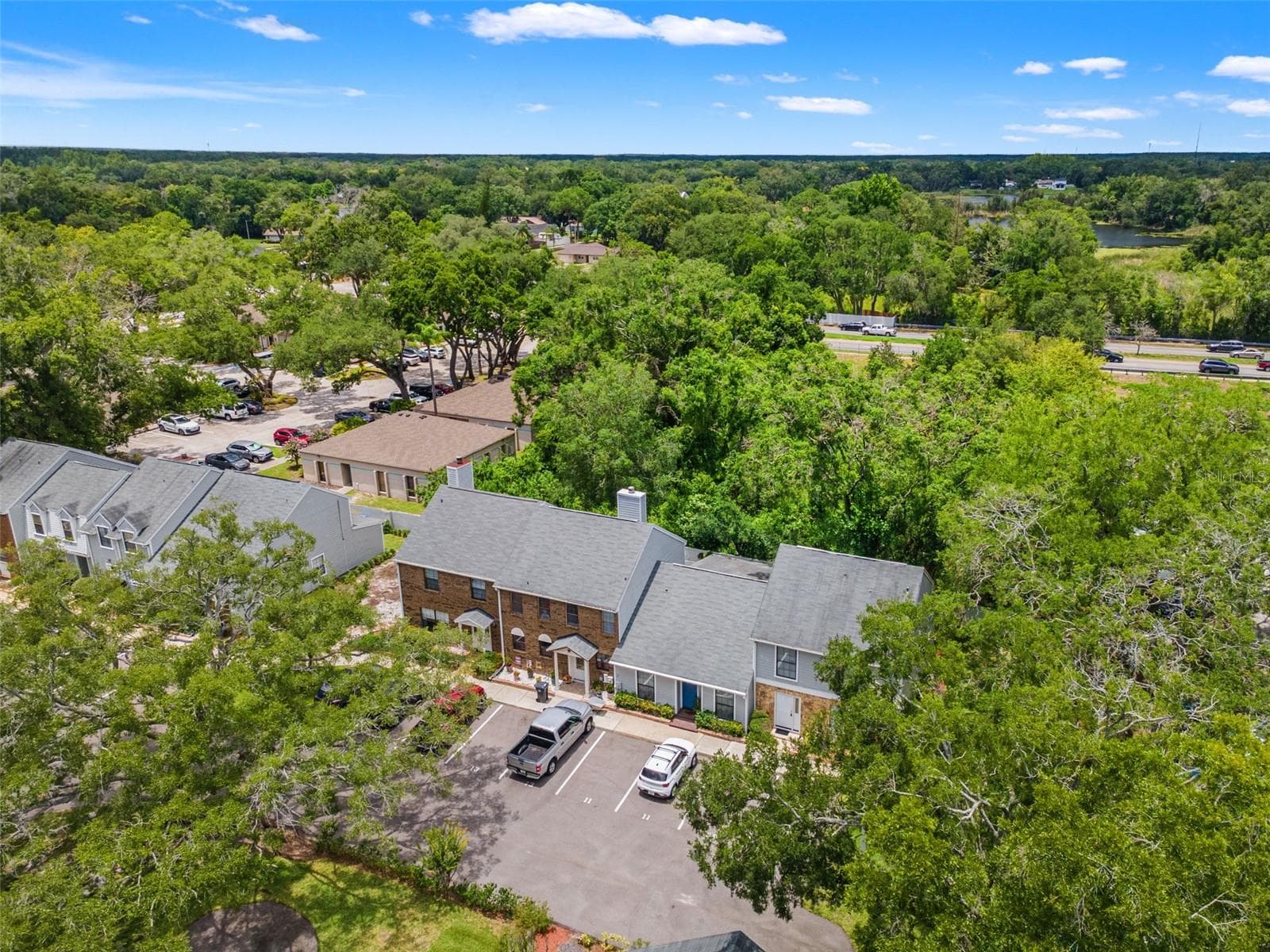 14809 WINDING CREEK COURT — photo 34 of 39