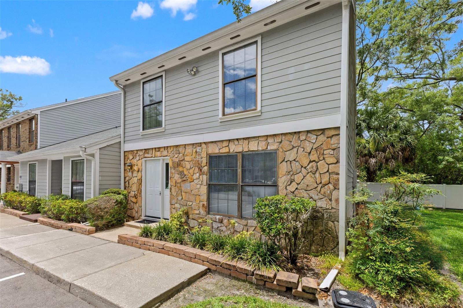 14809 WINDING CREEK COURT — photo 31 of 39