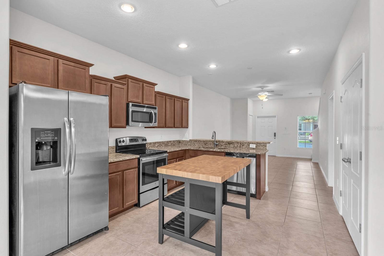 2719 LANTERN HILL AVENUE — photo 3 of 16