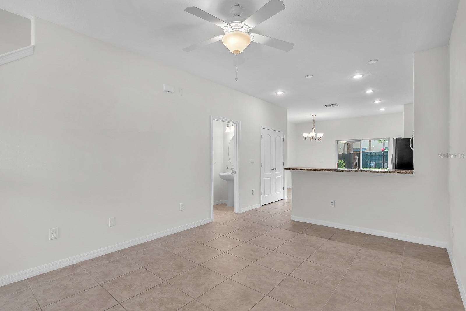 2719 LANTERN HILL AVENUE — photo 4 of 16