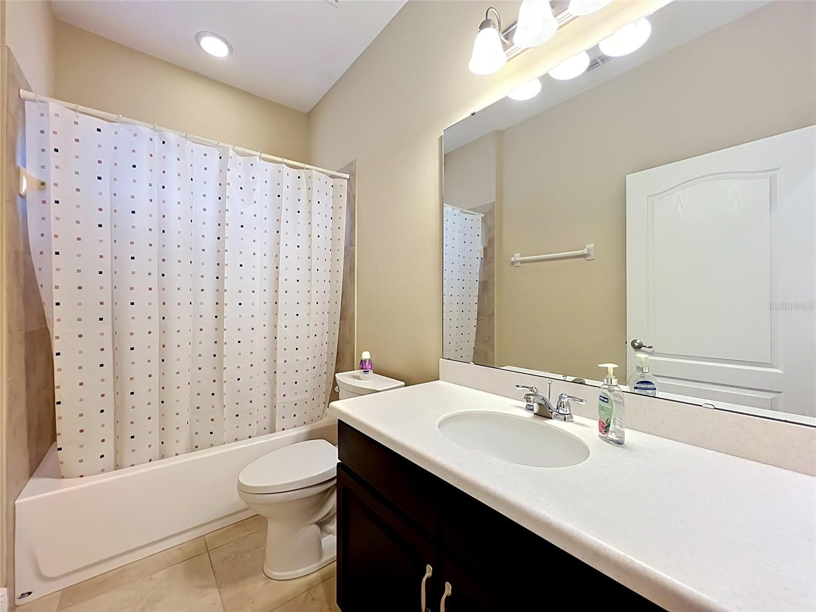 1569 KATIE COVE — photo 42 of 86