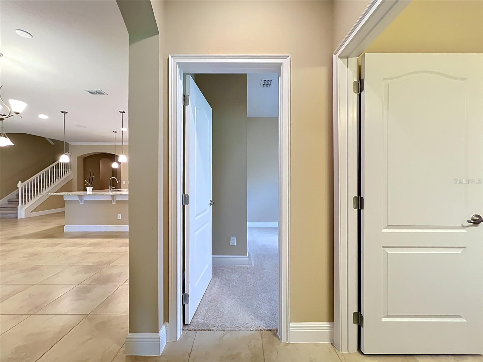 1569 KATIE COVE — photo 35 of 86