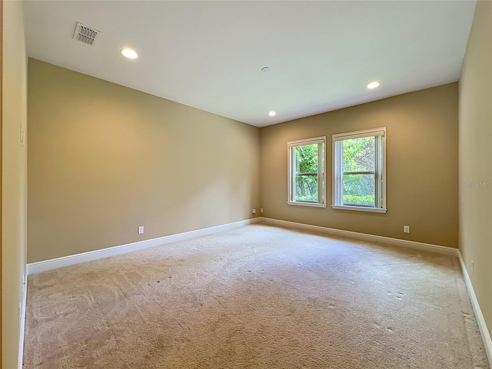 1569 KATIE COVE — photo 40 of 86