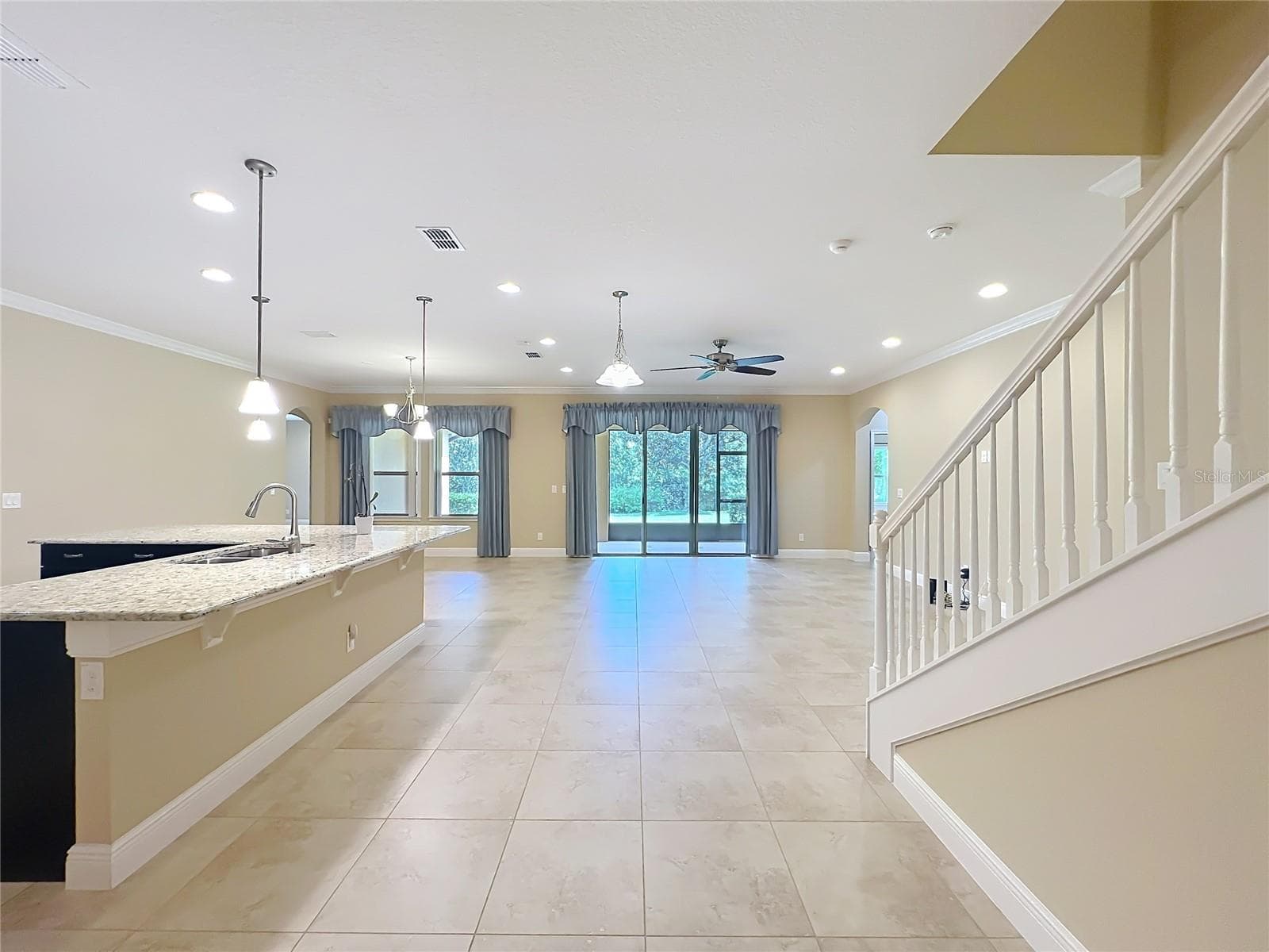 1569 KATIE COVE — photo 36 of 86