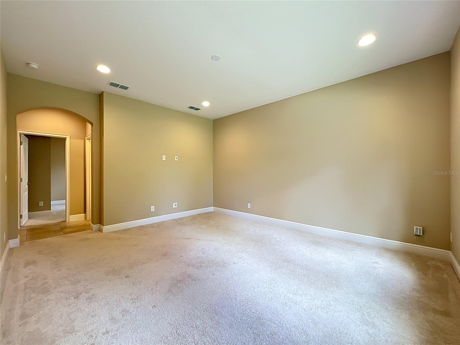 1569 KATIE COVE — photo 41 of 86