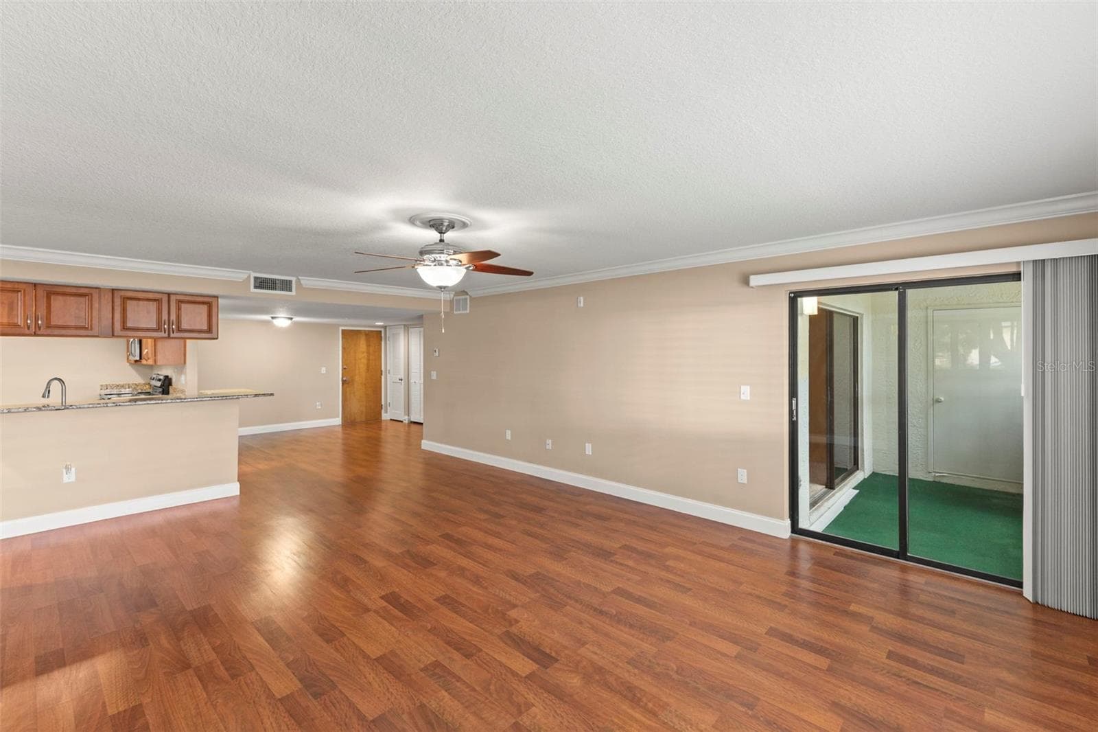2595 COUNTRYSIDE BOULEVARD — photo 14 of 54