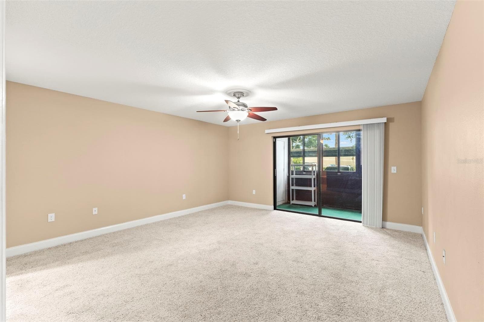 2595 COUNTRYSIDE BOULEVARD — photo 26 of 54
