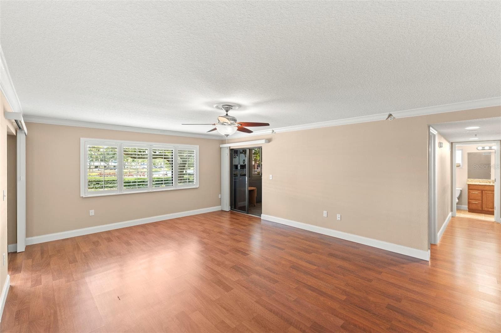 2595 COUNTRYSIDE BOULEVARD — photo 16 of 54