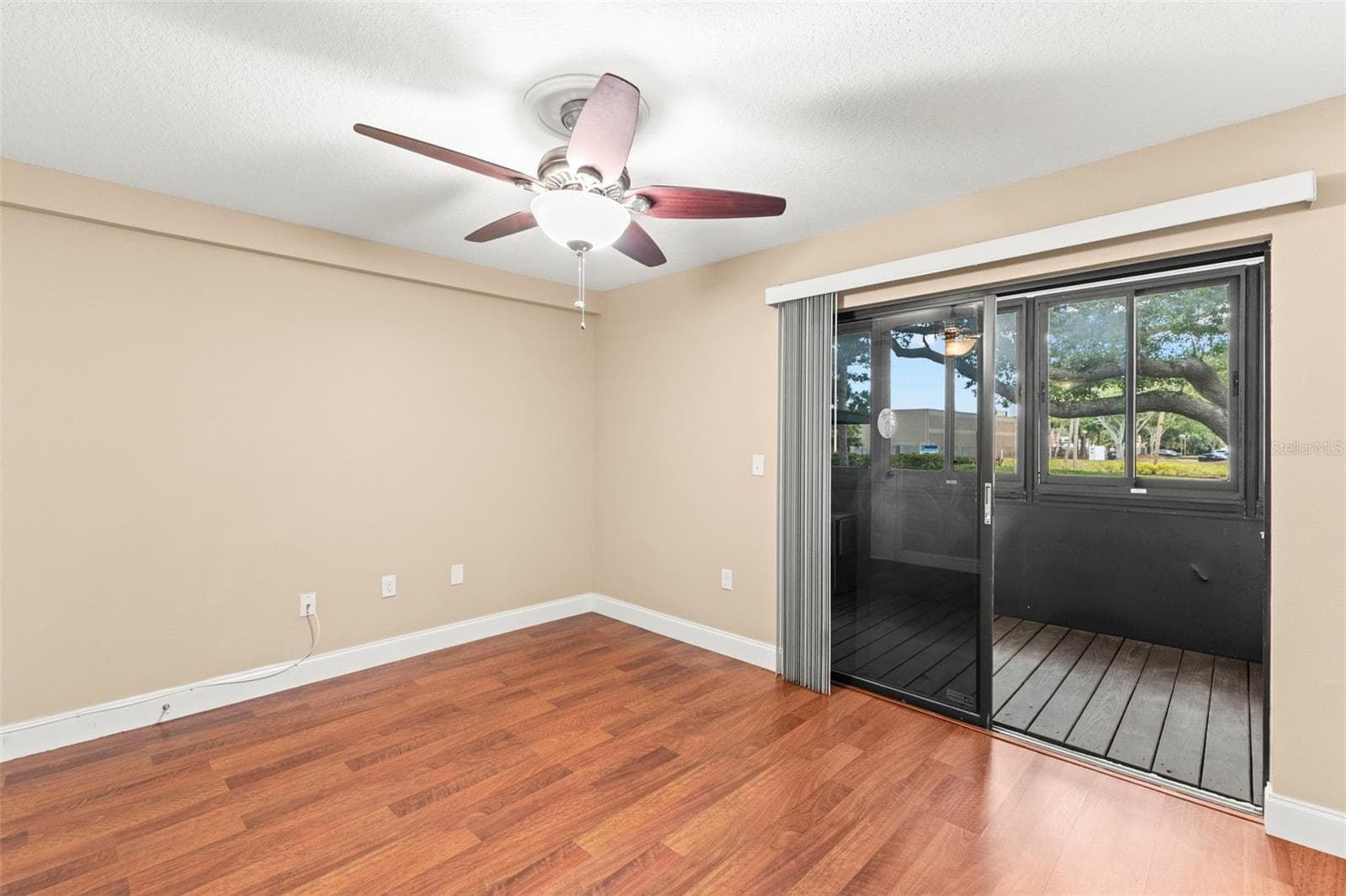2595 COUNTRYSIDE BOULEVARD — photo 18 of 54