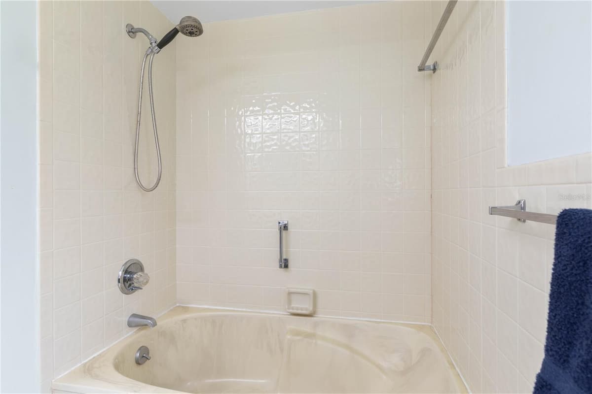 6 CHERRY COURT — photo 41 of 74