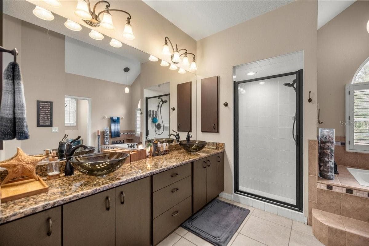 4860 ANGUS DRIVE — photo 27 of 67