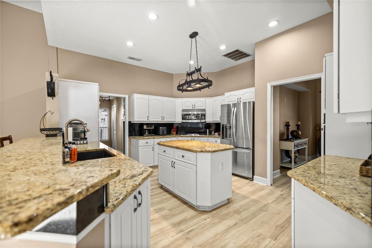 4860 ANGUS DRIVE — photo 18 of 67