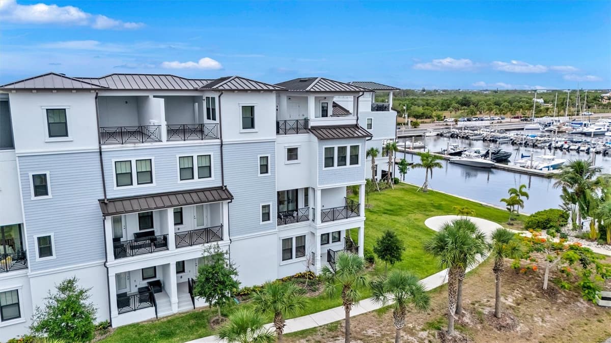 3027 BERMUDA SLOOP CIRCLE — photo 5 of 54