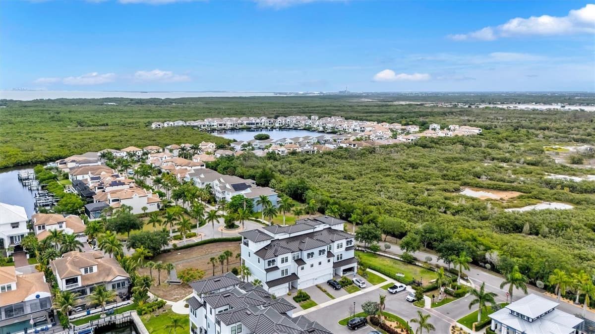 3027 BERMUDA SLOOP CIRCLE — photo 44 of 54
