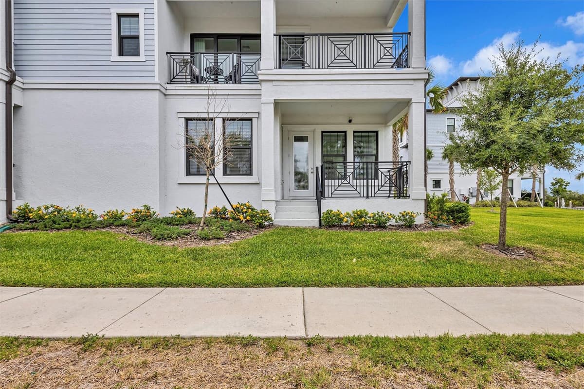 3027 BERMUDA SLOOP CIRCLE — photo 4 of 54