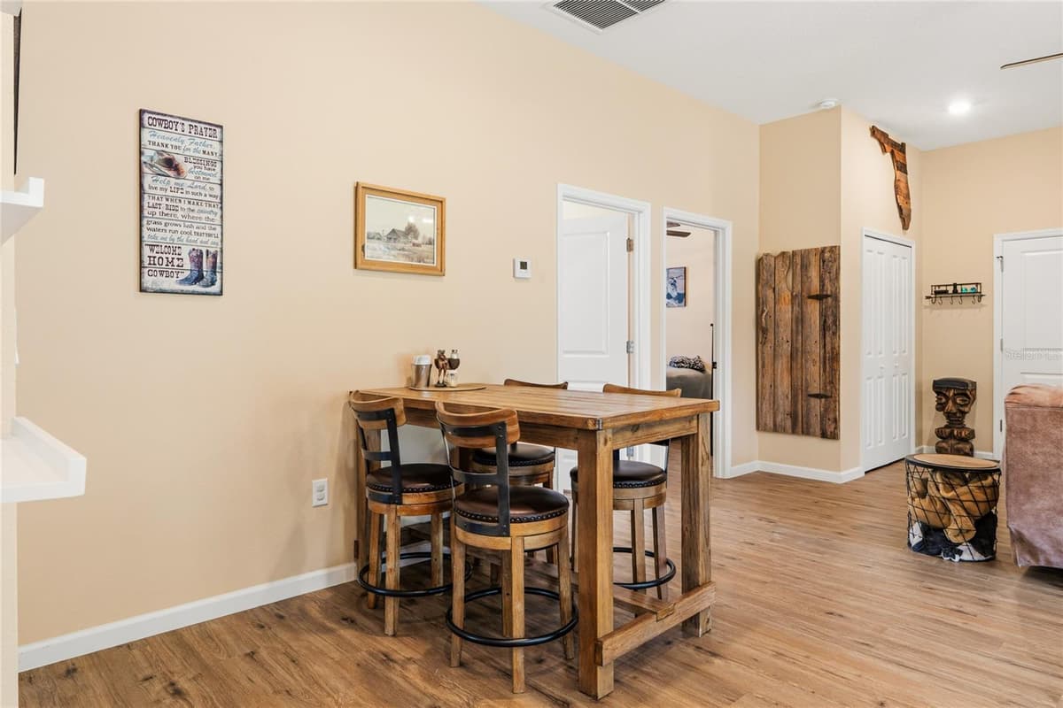 135 LINDA SUE DRIVE — photo 47 of 76