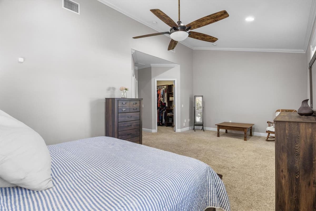 615 OAK AVENUE — photo 34 of 76